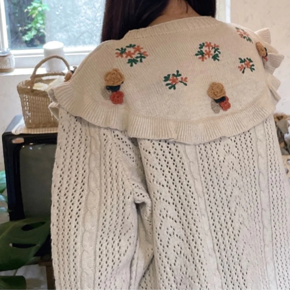 Floral Autumn Cardigan - Picture 3 of 3